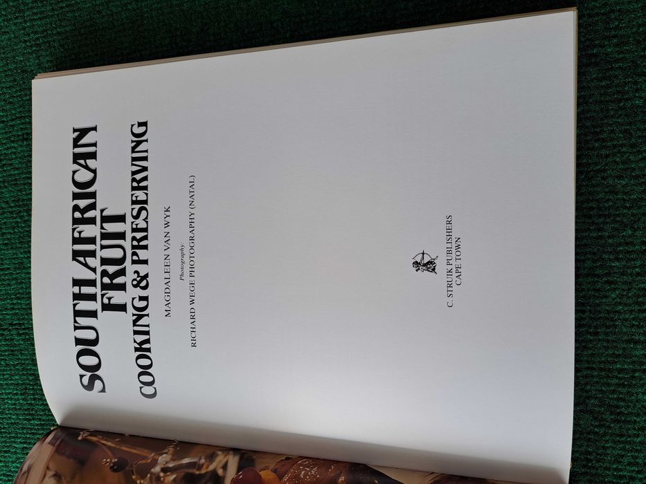 South African Fruit Cooking & Preserving - Magdaleen van Wyk