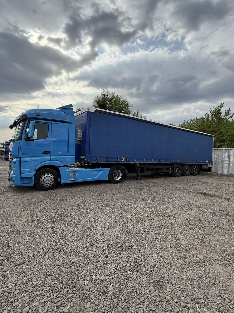 Продам напівпричіп SCHMITZ CARGOBULL