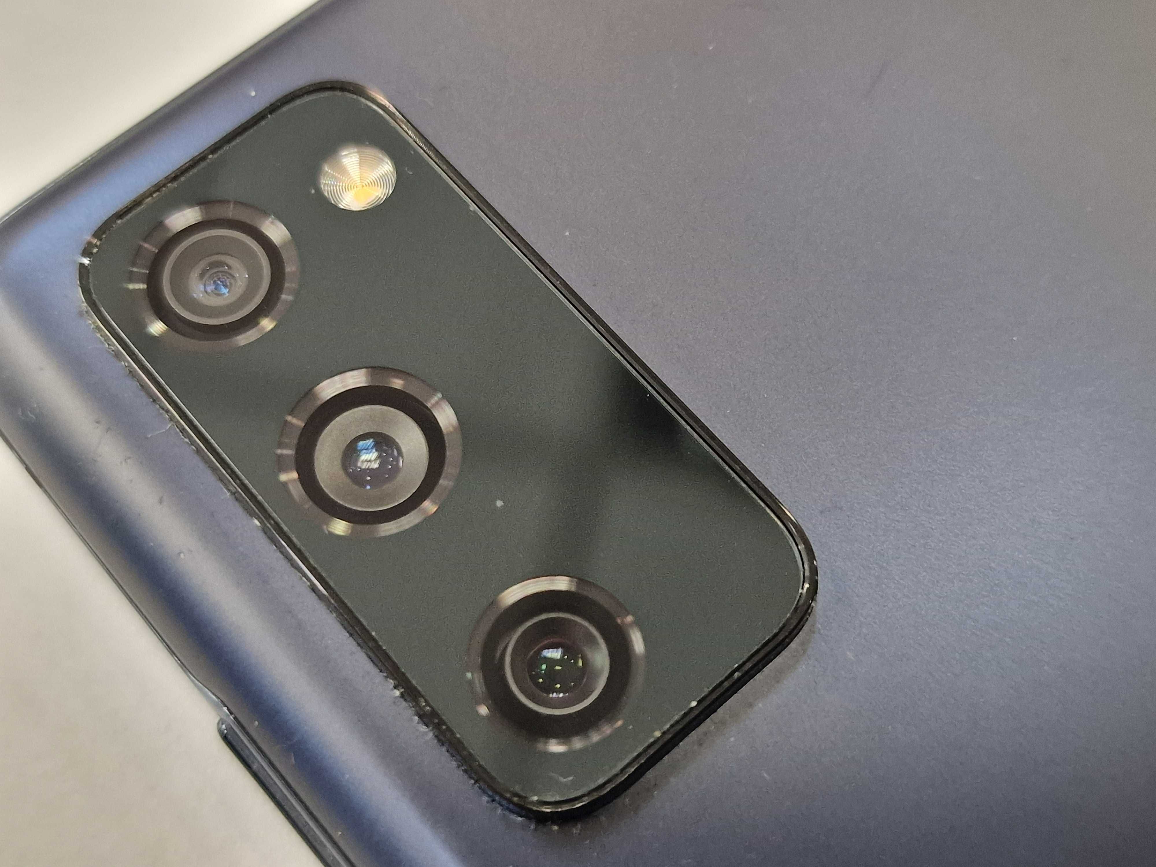 Samsung Galaxy S20 FE 5G/ 6GB/ 128GB/ Cloud Navy/ Grade B-/ +Ładowarka