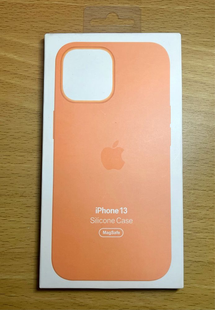 Чехол IPhone 13