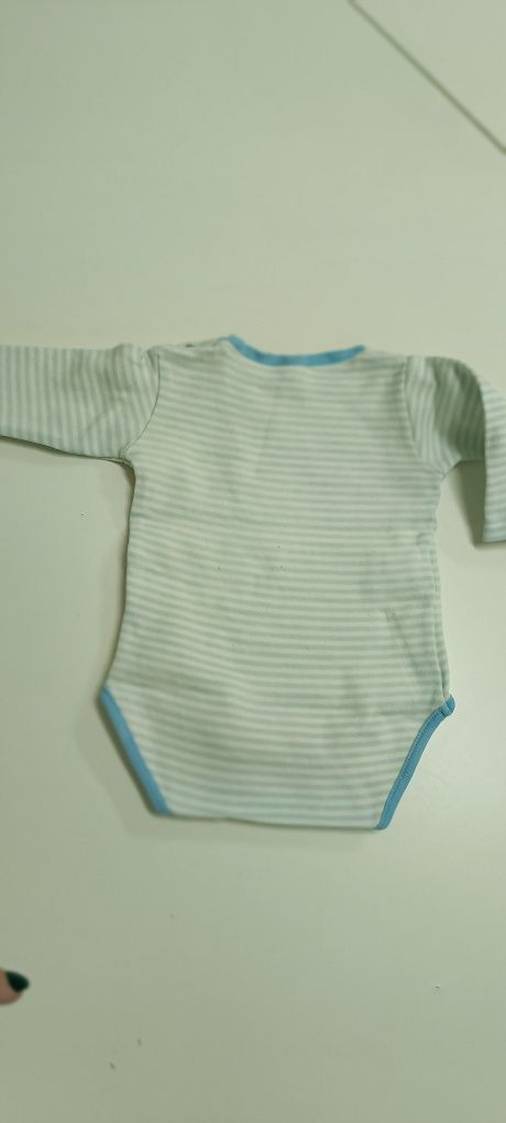 Body My Bear bebé 1/3 meses. Usado.