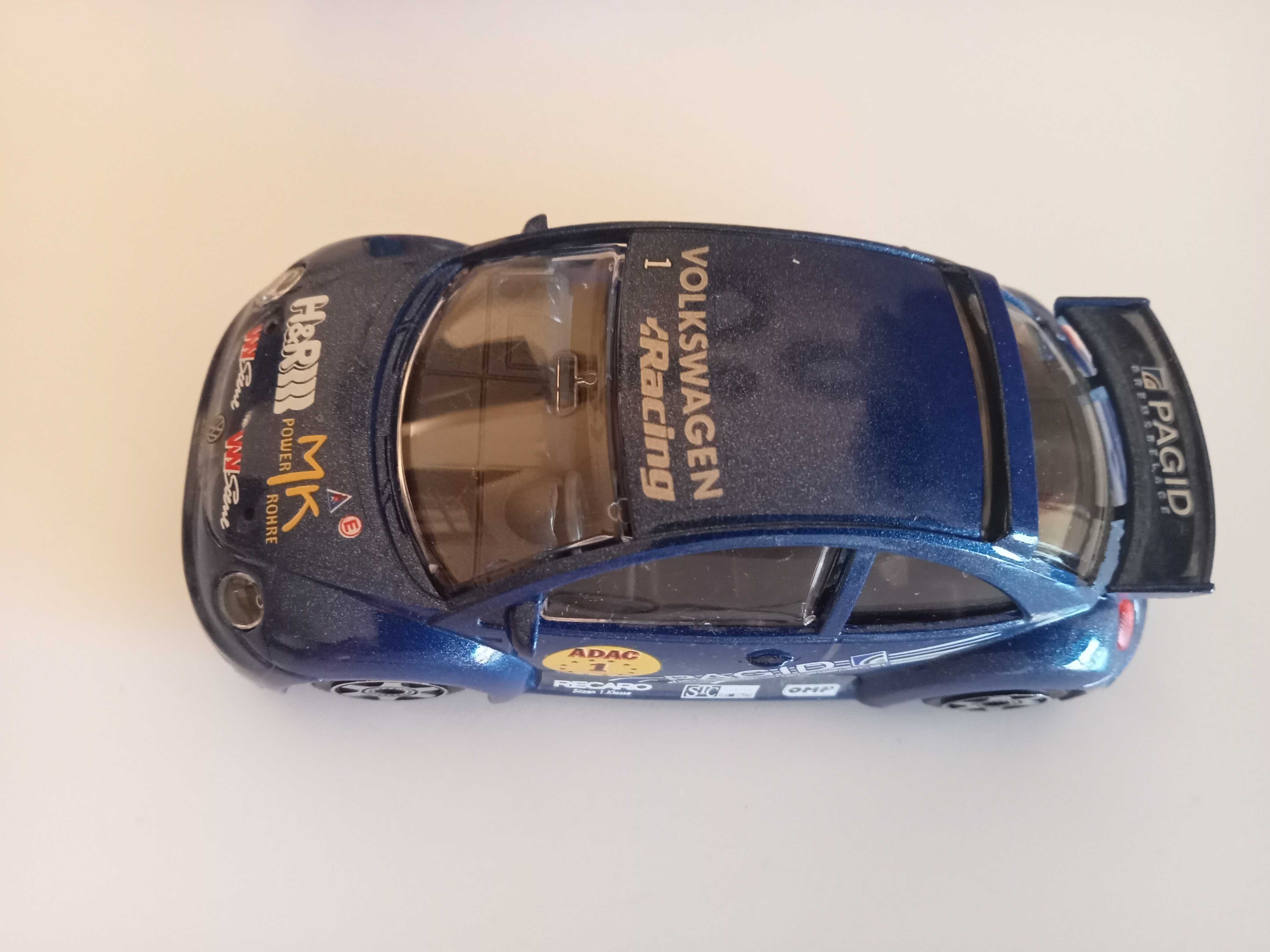 Carro Bugaro Wolkswagen New Beetle Cup 1/43