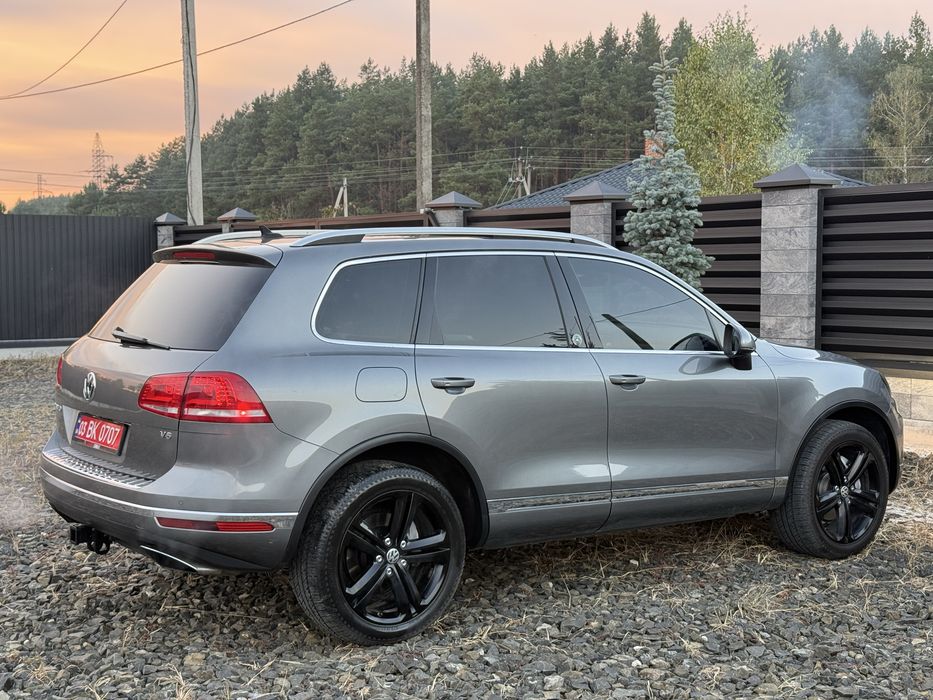 Продам Volkswagen Touareg 3.6 FSI V6 2017