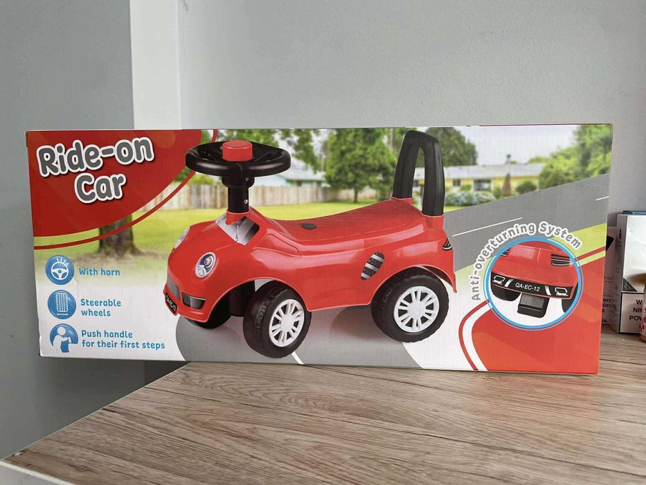 Jeździk samochód pchacz z klaksonem