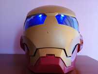 Hełm Iron Man pełnowymiarowy Marvel interaktywny