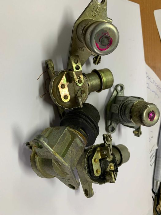 Ножной переключатель света  газ-53 зил