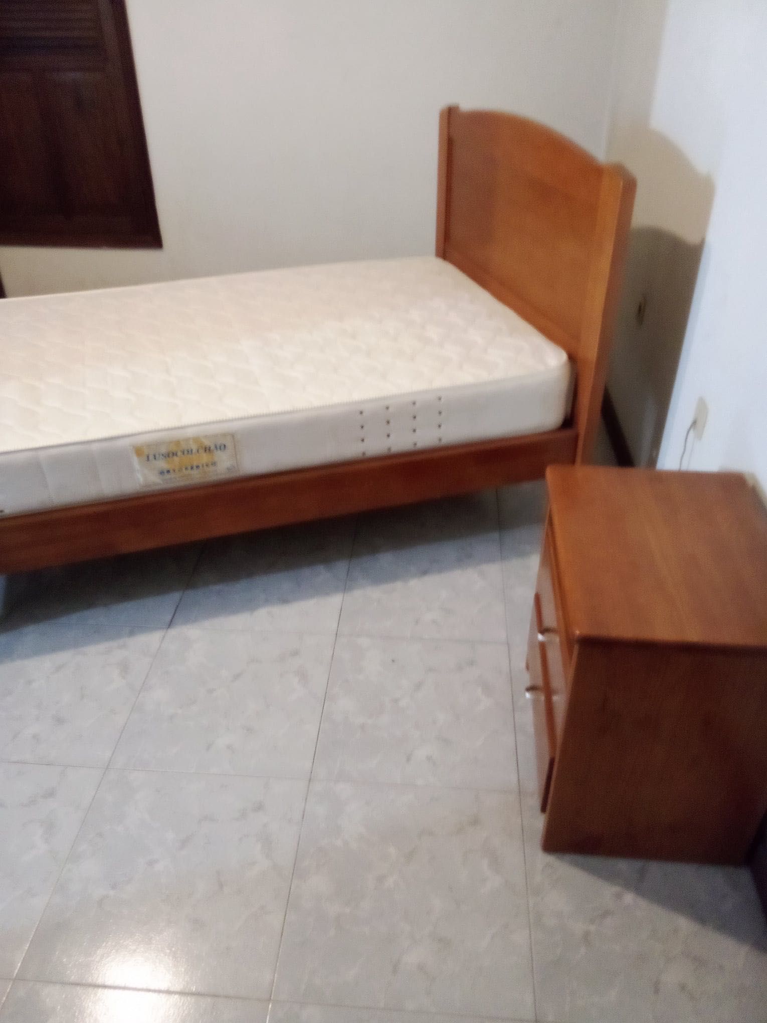 Cama de Solteiro
