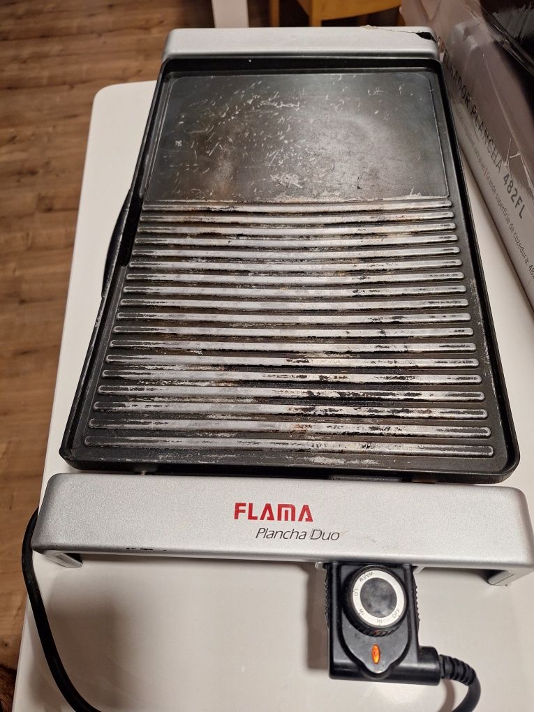 Grelhador  Eléctrico 2300W FLAMA - 482 FL