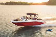 Czarter, Wynajem Łódź, Jacht motorowy, Motorówka Sea Ray 230C, 350KM