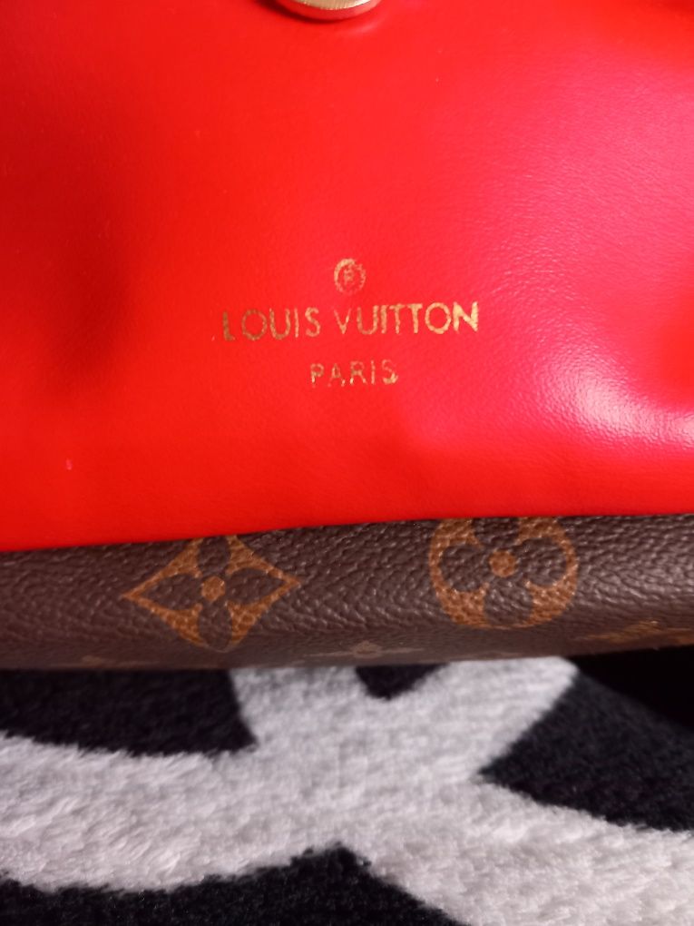 Louis vuitton torebka na ramię jak nowa