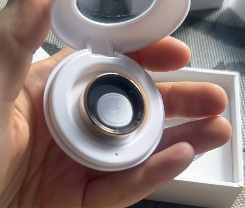 Smart ring/ inteligenty pierscien