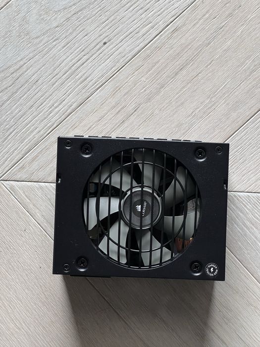 Corsair SF750 Platinum