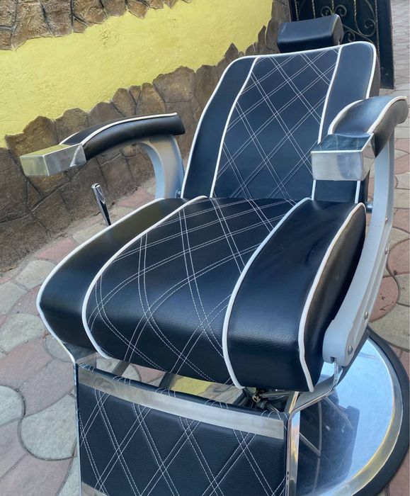 Перукарське барберське крісло