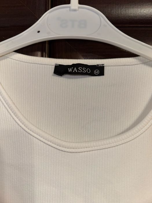 Топ, кофта з фігурним низом та бахрамою зі стразів