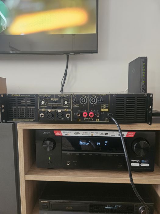 Amplificador de Potência Yamaha P2500S – Bom Estado