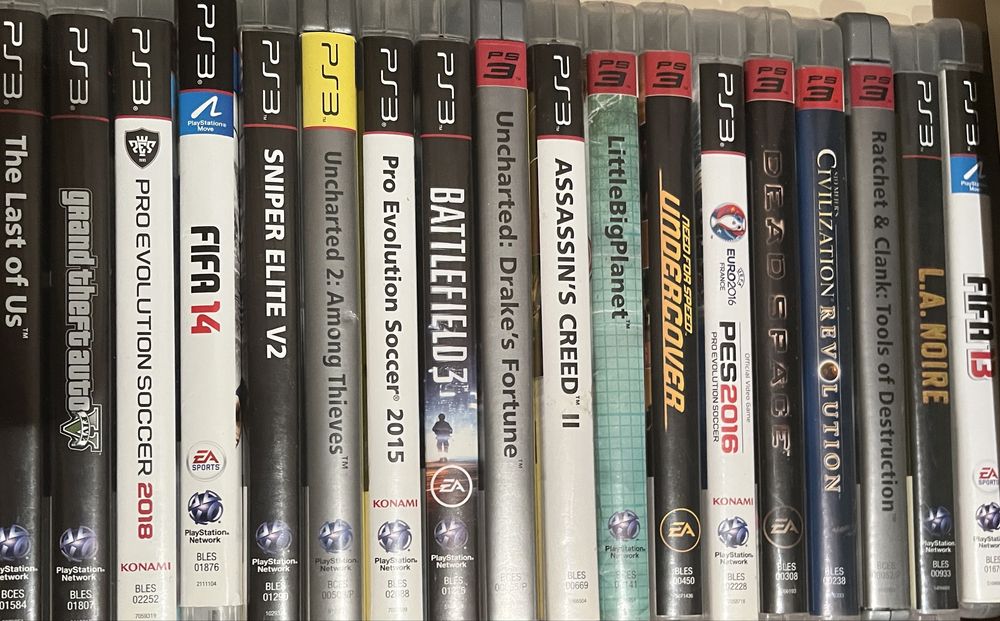 PS3 Super Slim + 2 ігри на вибір + 2 джойстика