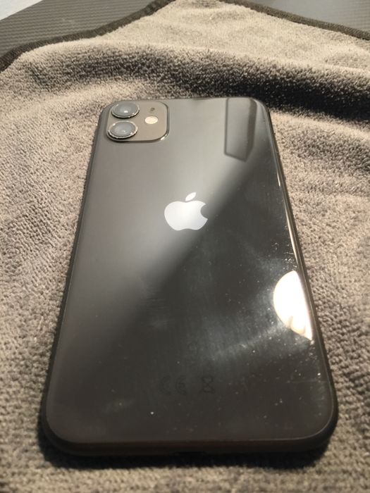 iPhone 11 64/4 BLACK