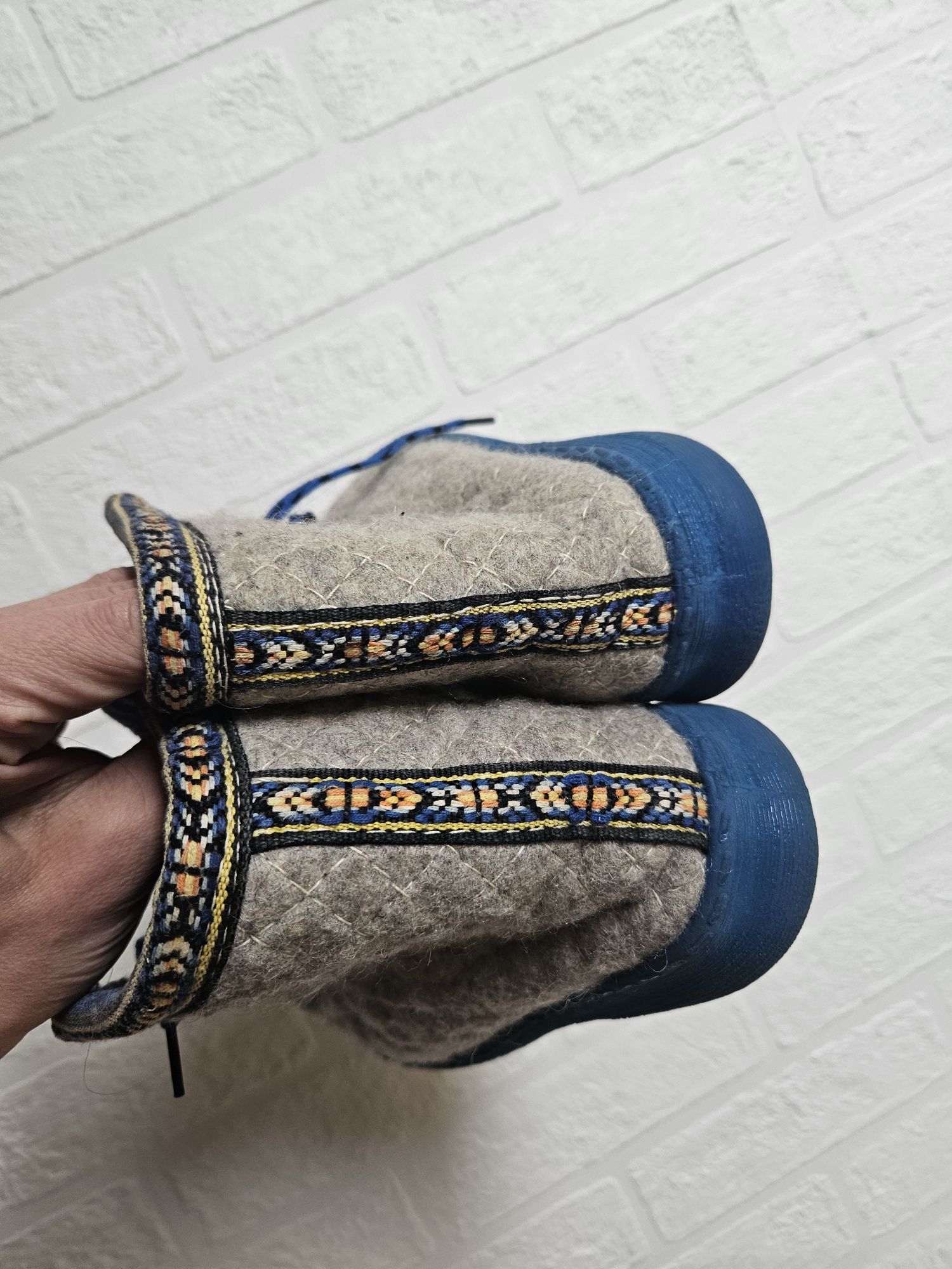 Buty wełniane 32