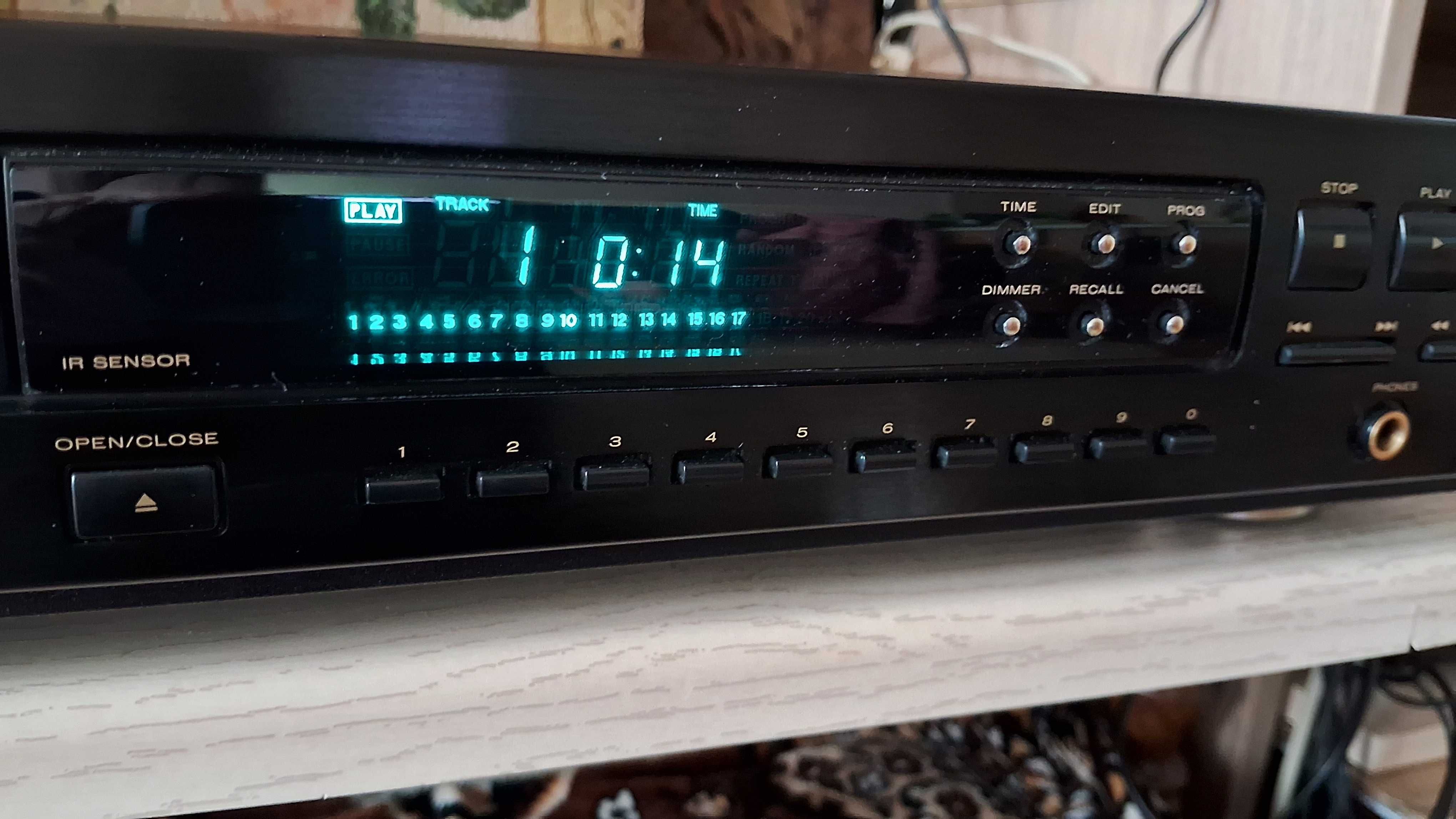 CD плеєр Marantz CD-53 Compact Disc Player