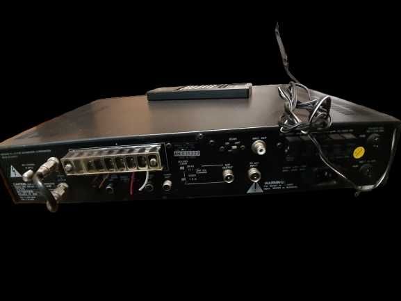 Recetor de Satélite SR - 4500 c/comando