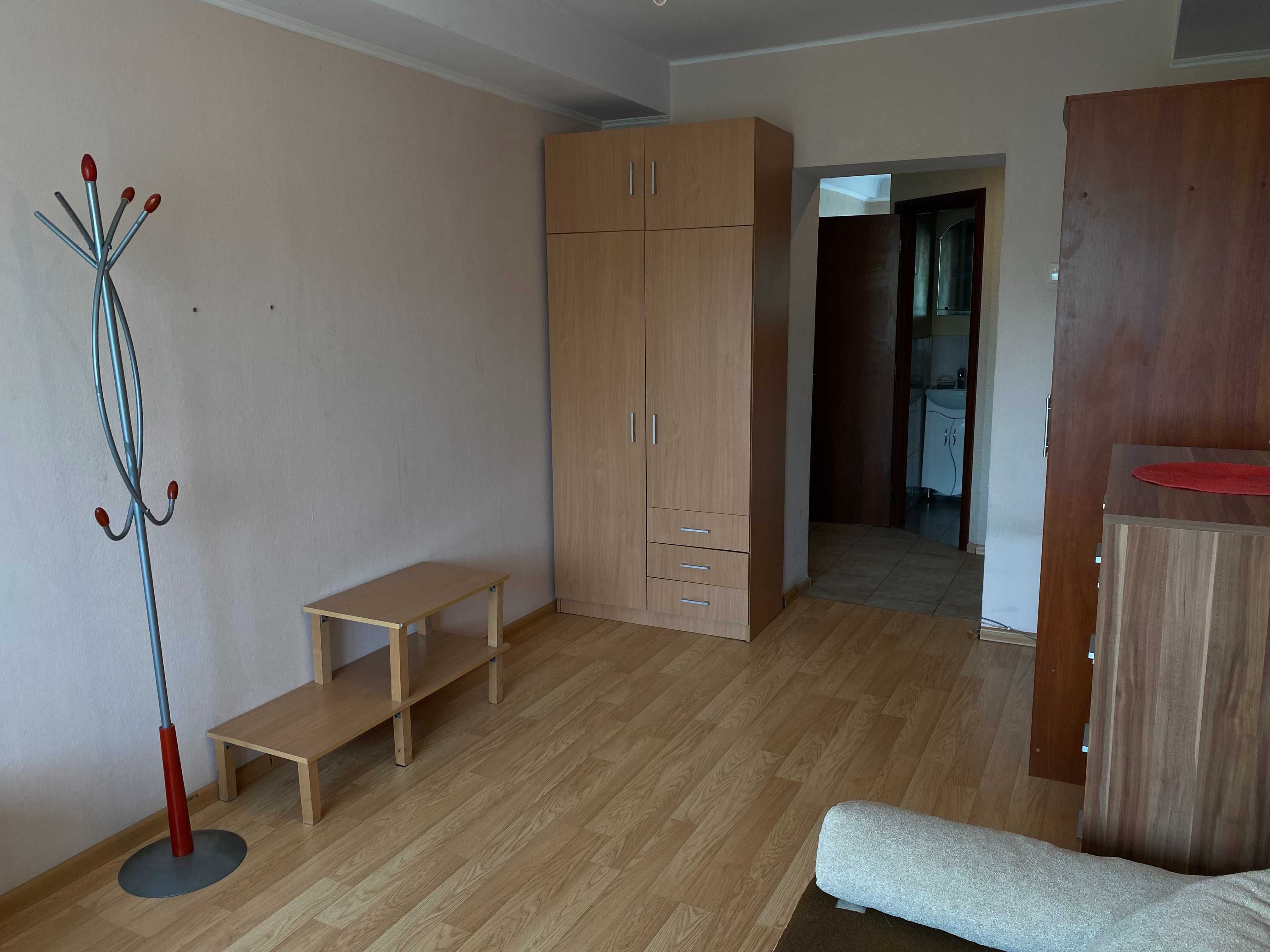 Продаж 1-к квартири в центрі Києва — проспект Перемоги, 12 (4-й пов.)