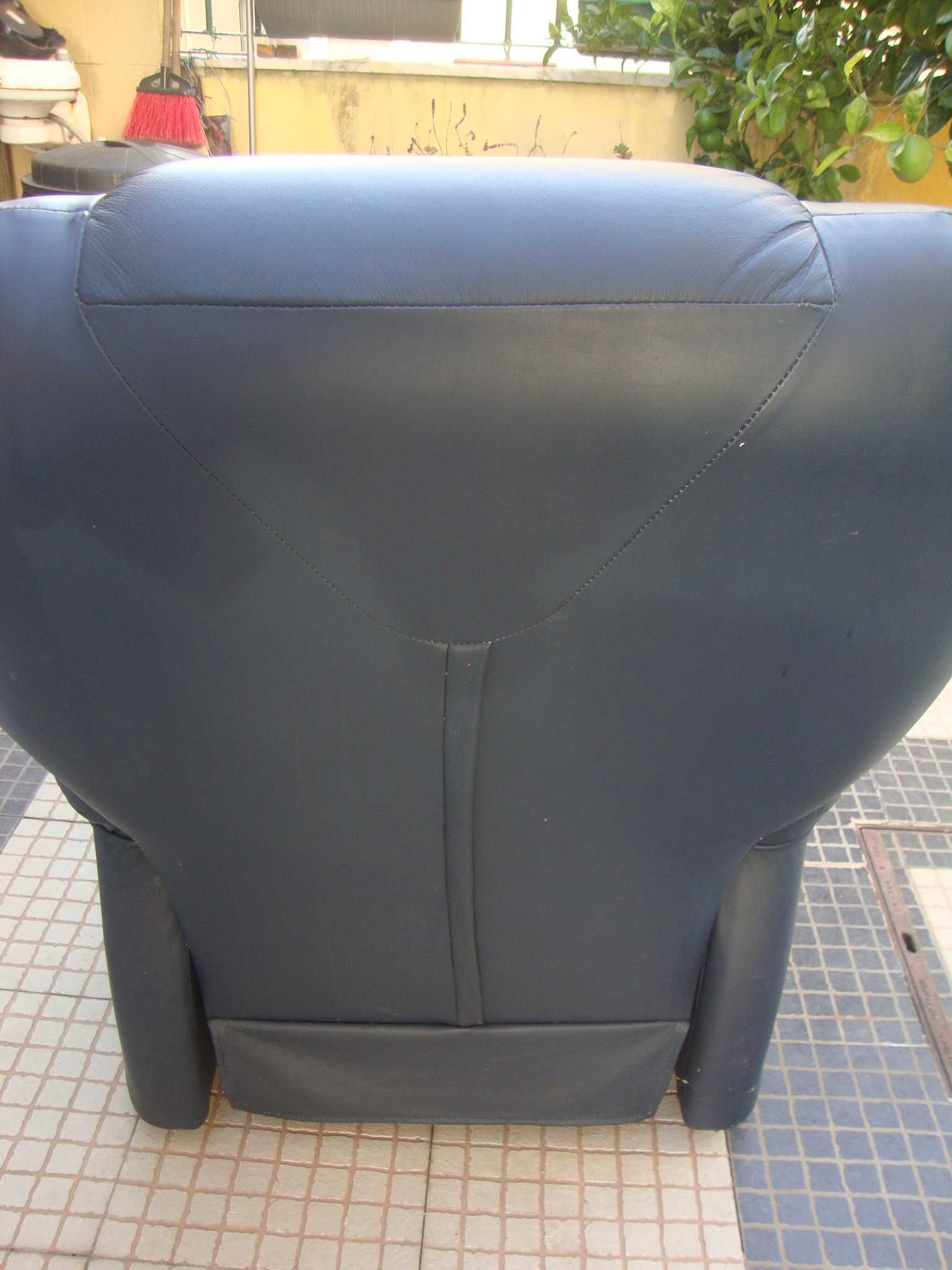 Sofá de Massagem Reclinável cor preta