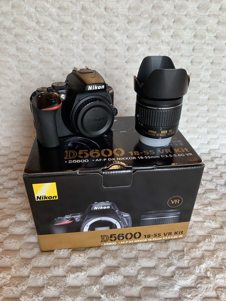 Nikon D5600 + Kit | 22k Przebiegu