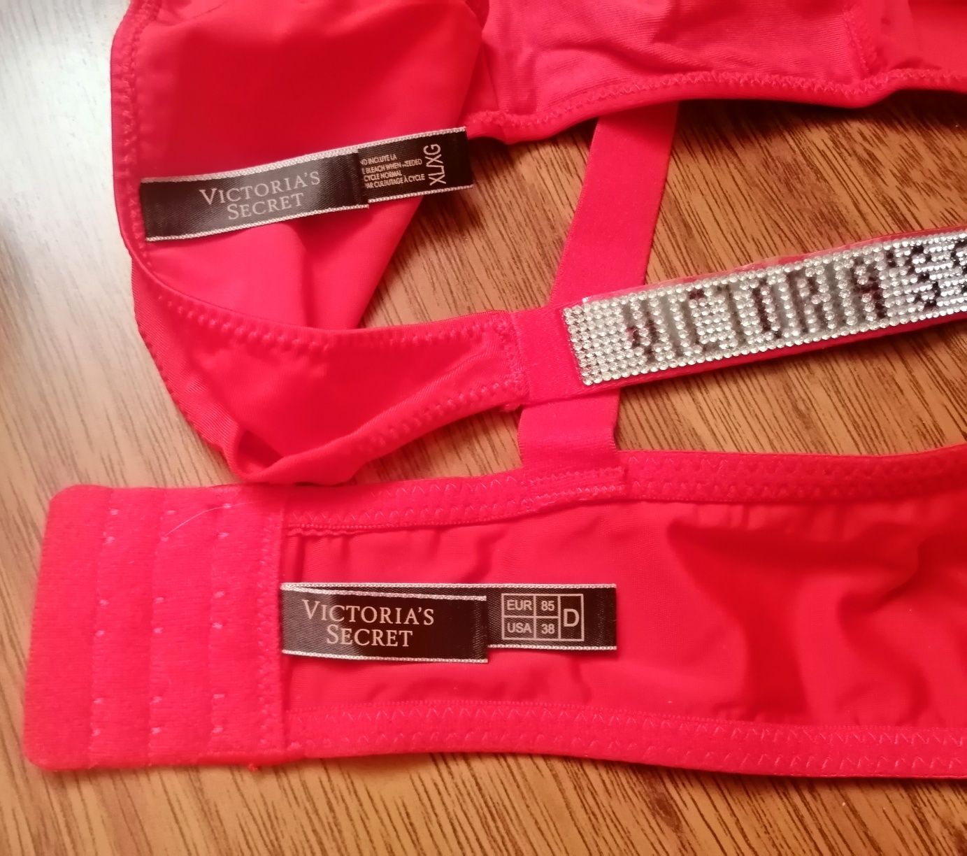 Жіночий комплект спідньої білизни Victoria's Secret зі стразами 85D