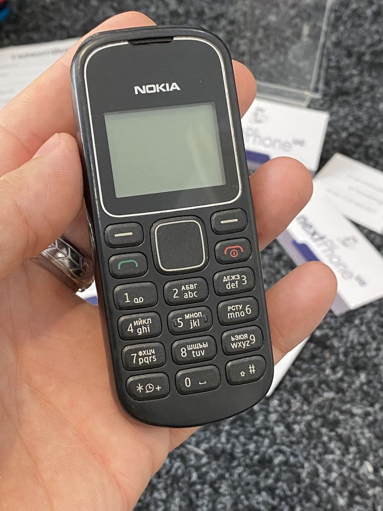 Кнопочний телефон NOKIA 1280
