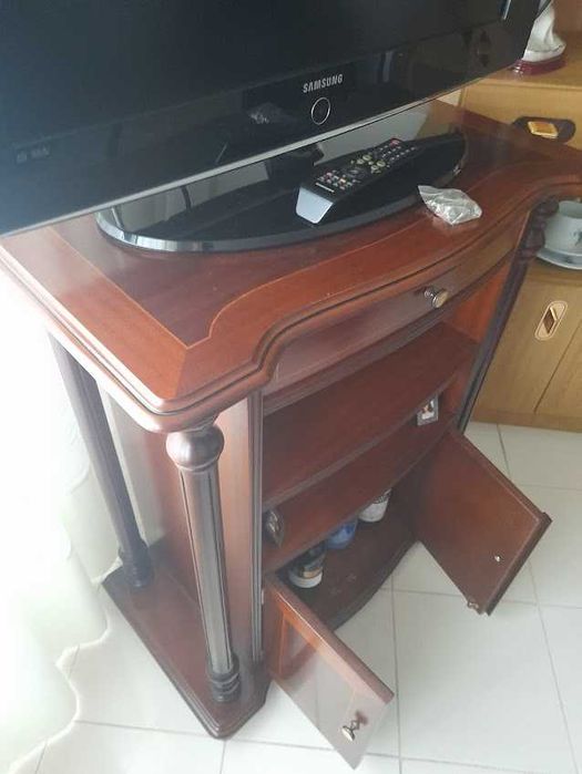 Móvel TV/Bar Impecável