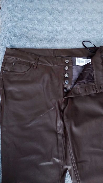 nowe spodnie damskie  eko skóra