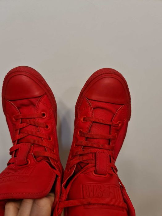 Bardzo ładne czerwone trampki Converse rozmiar 39