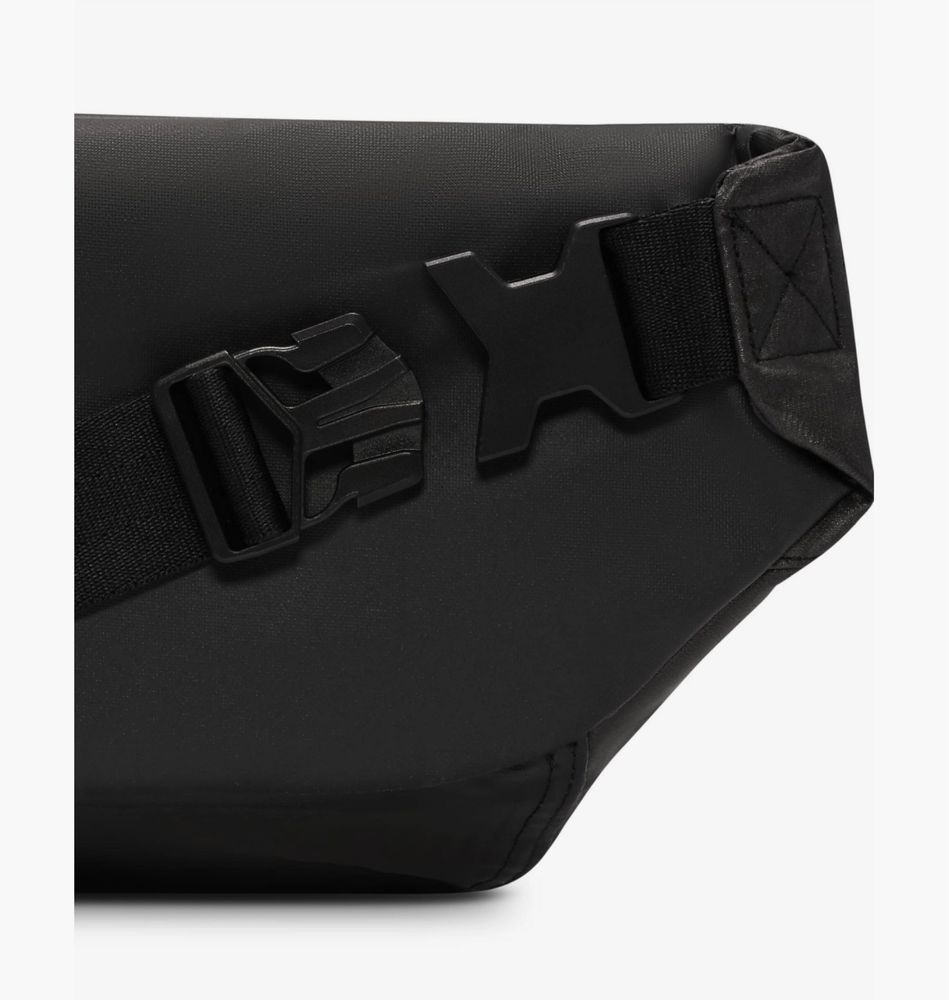 Чоловіча сумка бананка Nike Pro STORM-FIT ADV Cross-Body BLACK