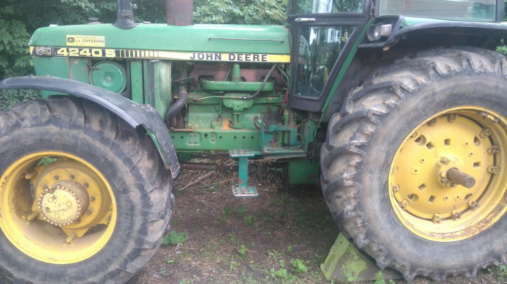 Czesci John Deere 4040,4240,4055,4255,4455,4030,4230,3140