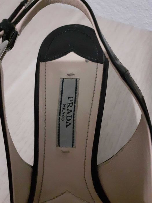 Sapatos de Salto Alto Prada Tamanho 36 1/2 Europeu