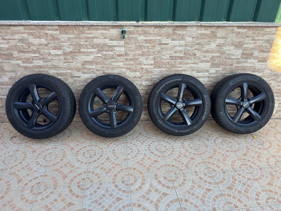 Vendo pneus com jantes 205/55R16 Continental como novos