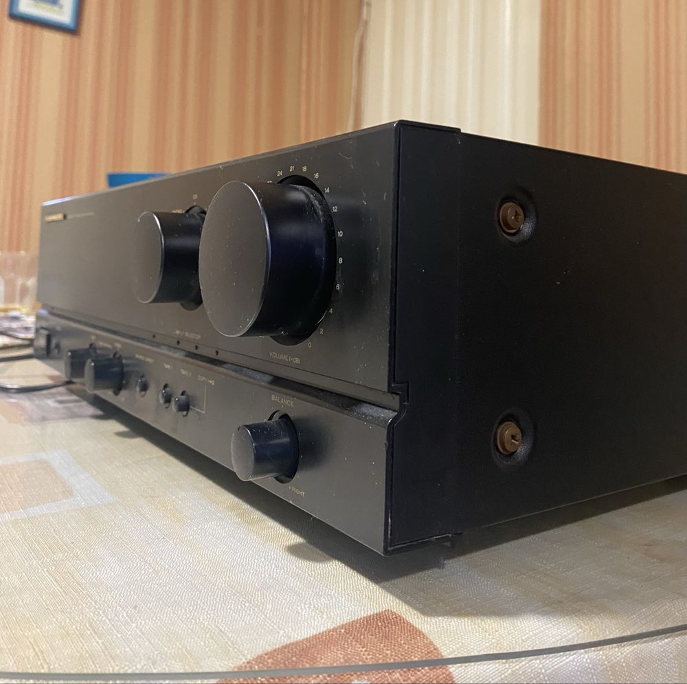 Продам підсилювач Marantz