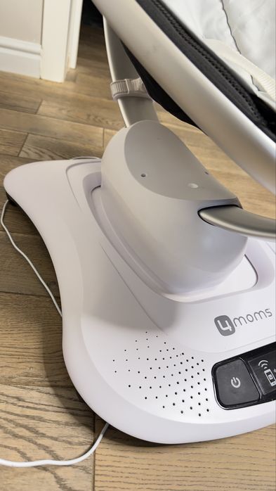 Качеля 4moms Mamaroo 4 — чудовий стан