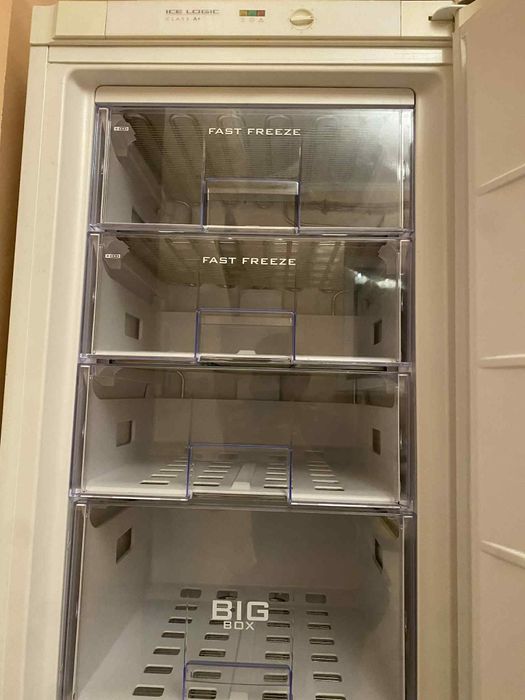 Морозилка морозильна камера Snaige в ідеалі