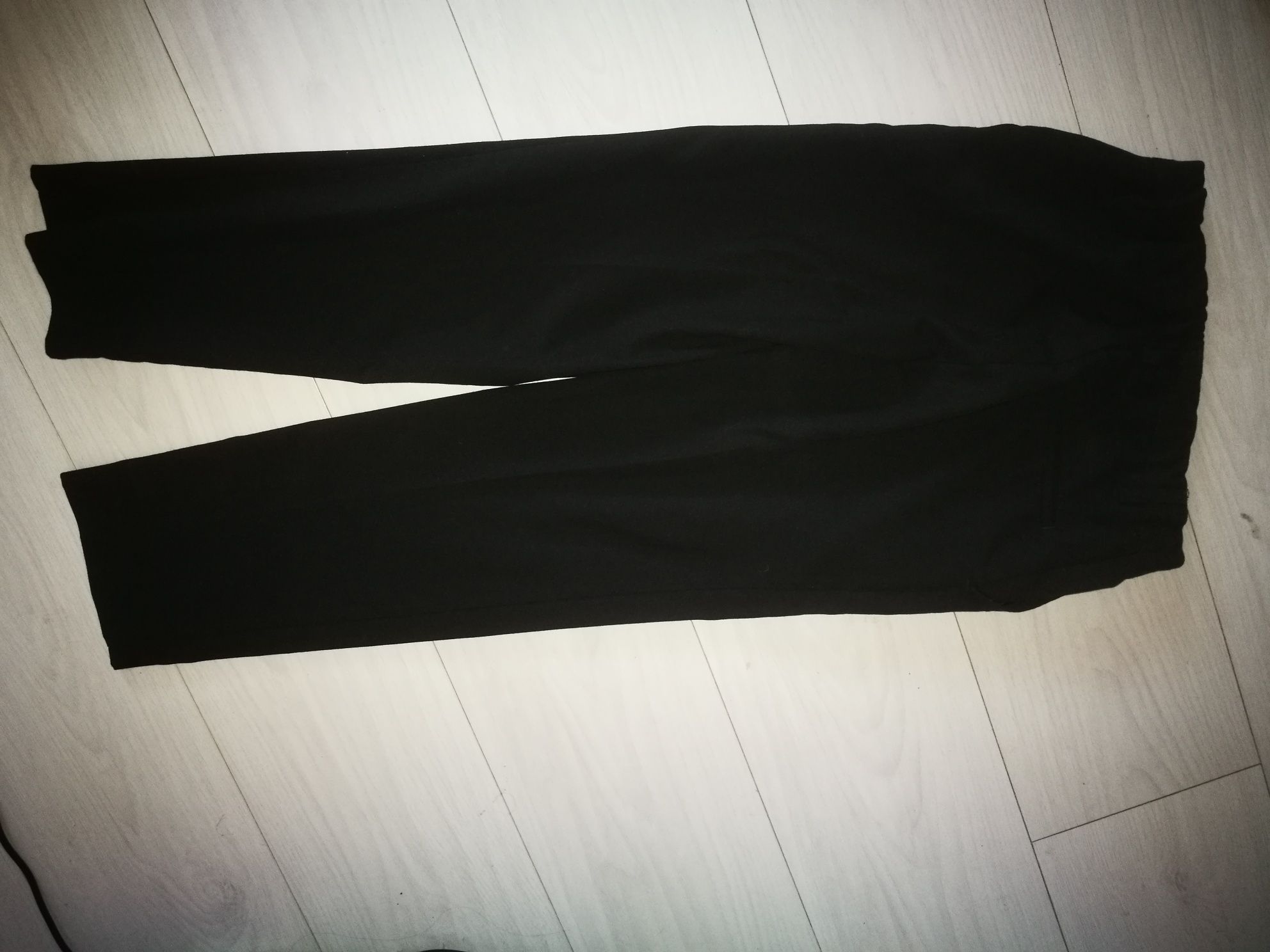 Spodnie czarne galowe wzrost 140