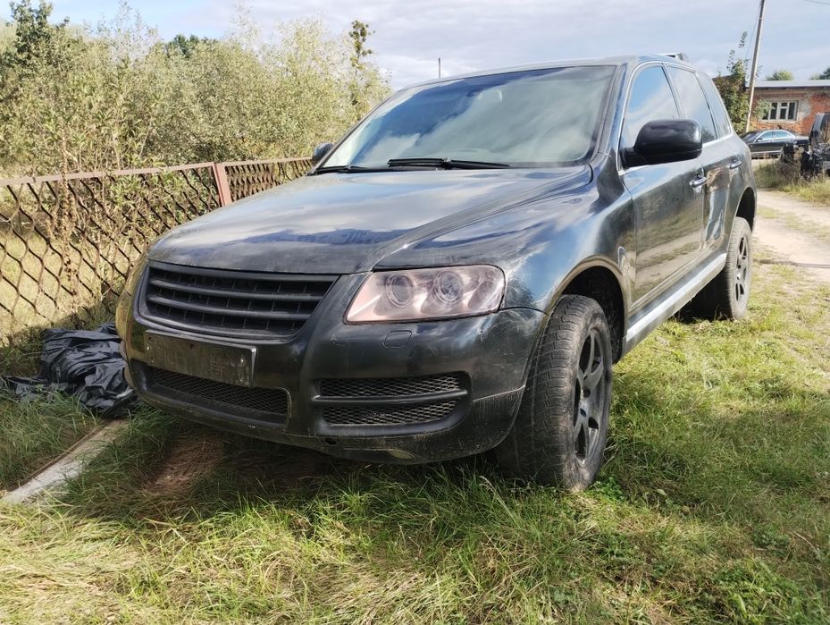 салон VW Touareg 1 покоління розборка таурек 5.0 2.5 3.0 запчастини