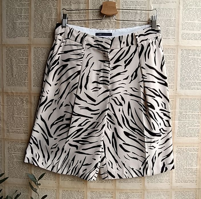 Talia waist 40,7x2 L Szorty typu Bermudy z Nadrukiem Zebry