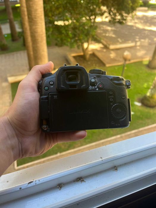 Panasonic Lumix GH3 + 2 Baterias + Cartão SD 32GB