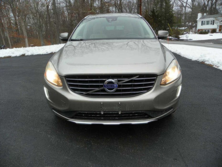 Volvo XC60 T6 Premier Plus      2015