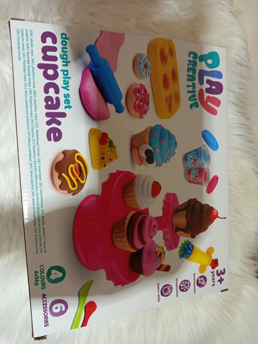 Zestaw masa plastyczna z akcesoriami