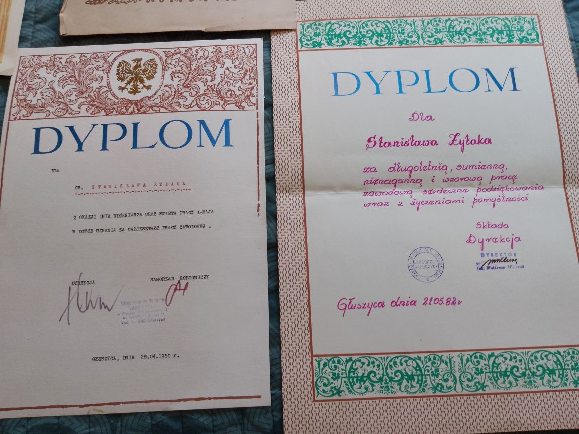 Zestaw starych dyplomów Głuszyca