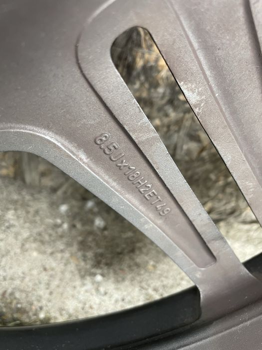 Felgi z oponami koła Mercedes AMG oryginalne 18”