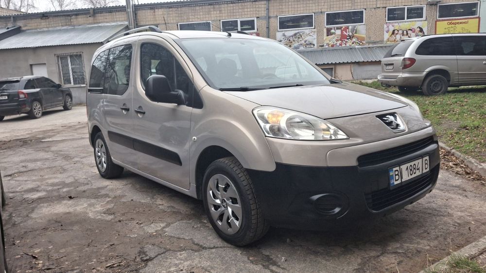 Пежо партнер газ/ бензин