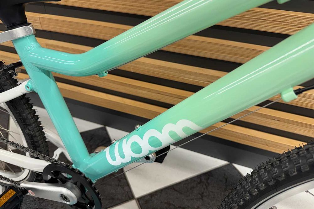 Rower dziecięcy woom 4 GO (20") LIMITOWANA EDYCJA Spearmint Crush