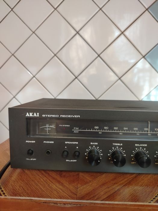Ресивер Akai AA-1115